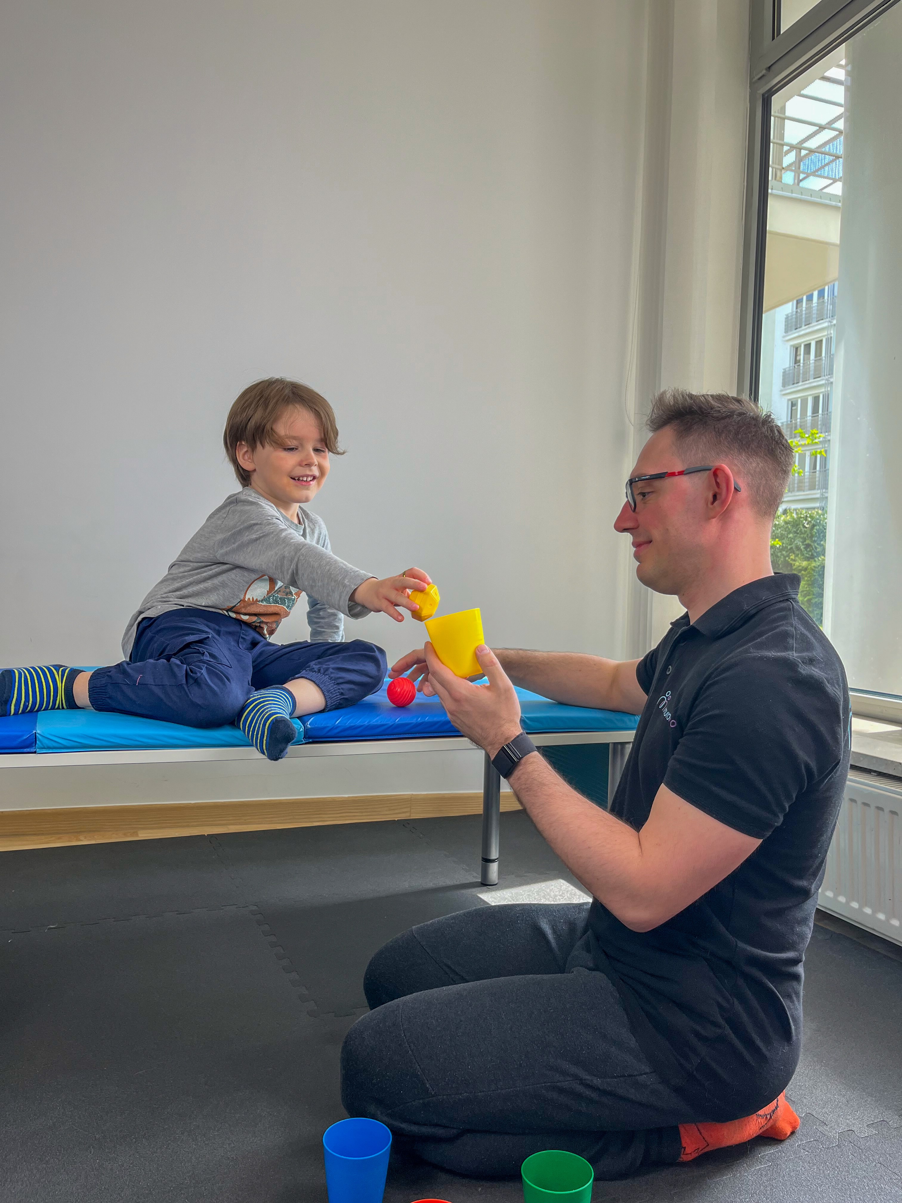 Wsparcie terapeutyczne dla dzieci w spektrum autyzmu